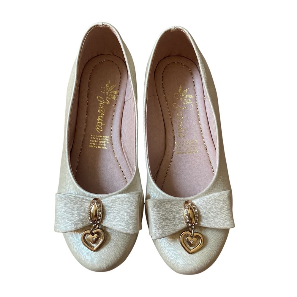 Cream Ballet Flats with Heart Charm